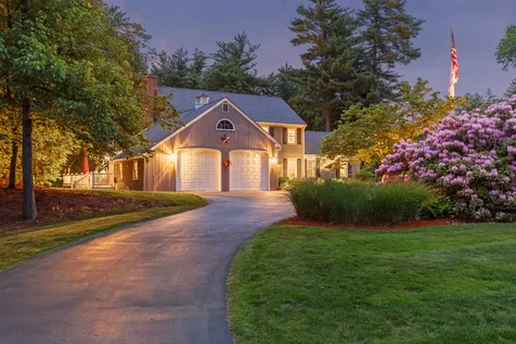 8 Bramley Hill Road Windham NH 03087