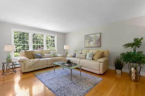 8 Bramley Hill Road Windham NH 03087