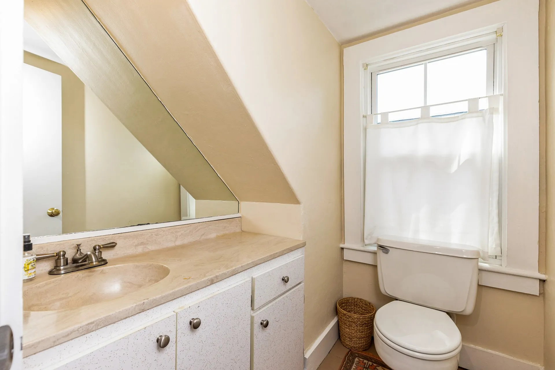 25 Cabot Street Portsmouth NH 03801