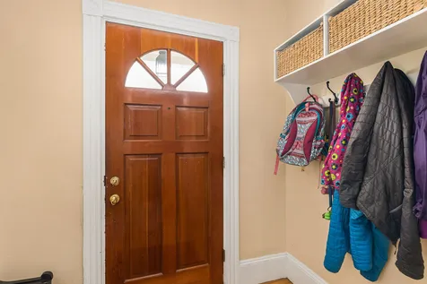 25 Cabot Street Portsmouth NH 03801
