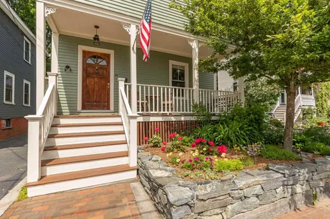 25 Cabot Street Portsmouth NH 03801