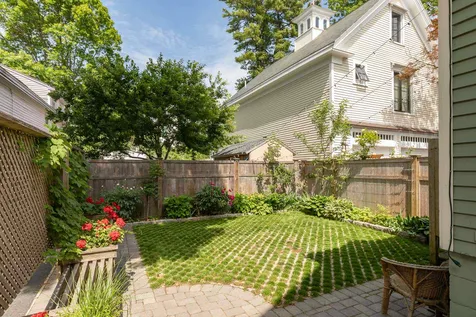 25 Cabot Street Portsmouth NH 03801