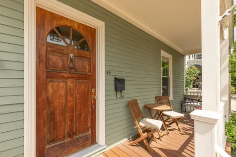25 Cabot Street Portsmouth NH 03801
