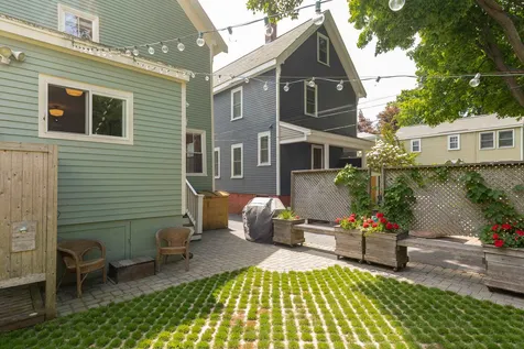 25 Cabot Street Portsmouth NH 03801