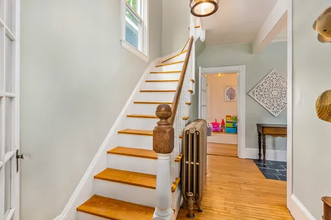 25 Cabot Street Portsmouth NH 03801