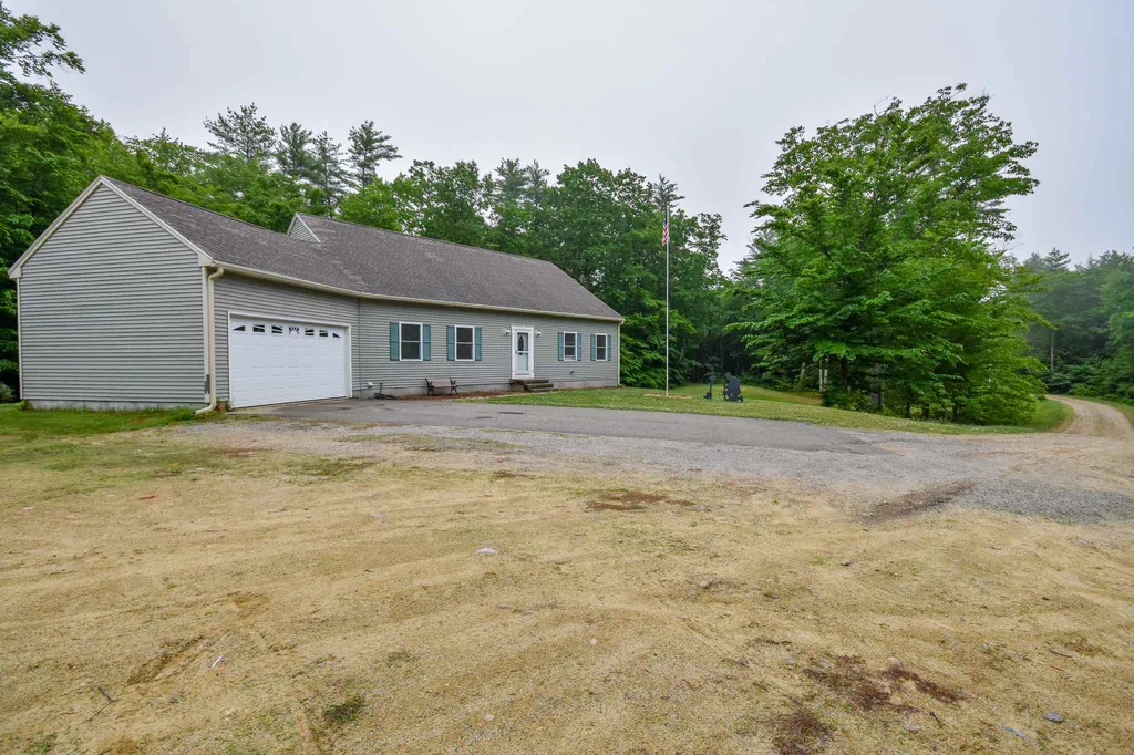 39 Misty Lane Rochester NH 03839