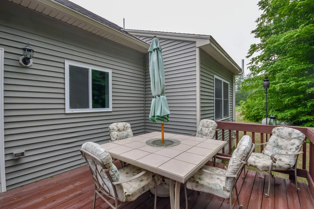 39 Misty Lane Rochester NH 03839