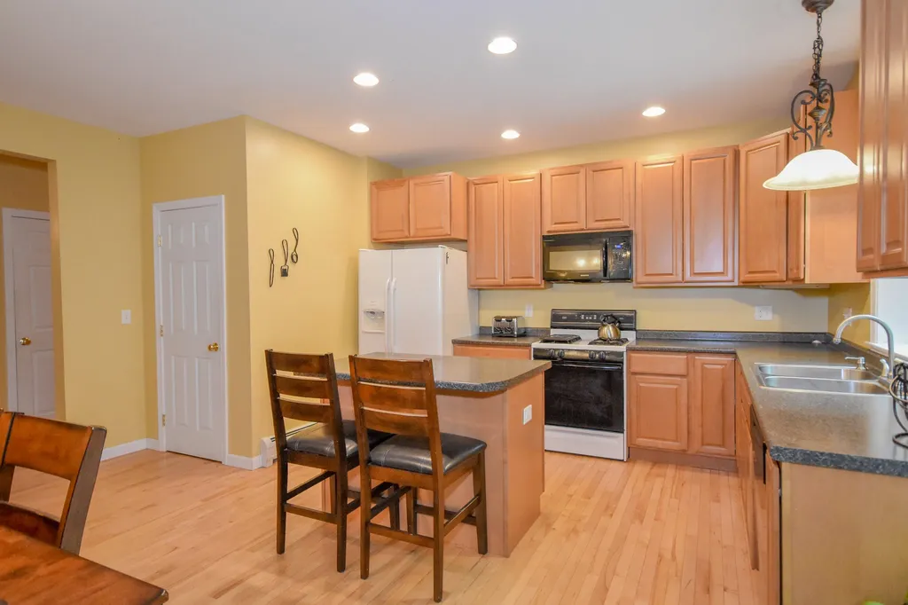 39 Misty Lane Rochester NH 03839