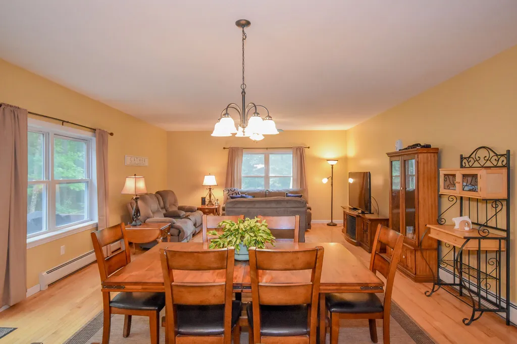39 Misty Lane Rochester NH 03839
