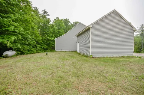 39 Misty Lane Rochester NH 03839