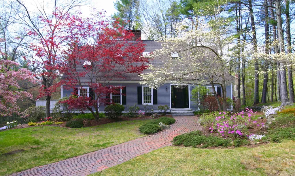 85 Stowell Road Bedford NH 03110