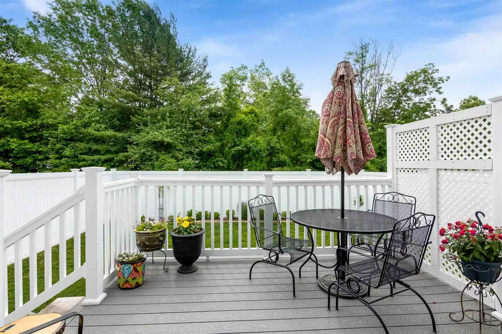 48 Bay Hollow Lane Colchester VT 05446