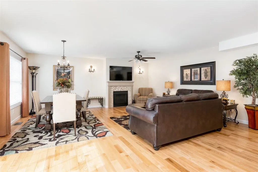 48 Bay Hollow Lane Colchester VT 05446