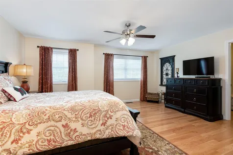 48 Bay Hollow Lane Colchester VT 05446