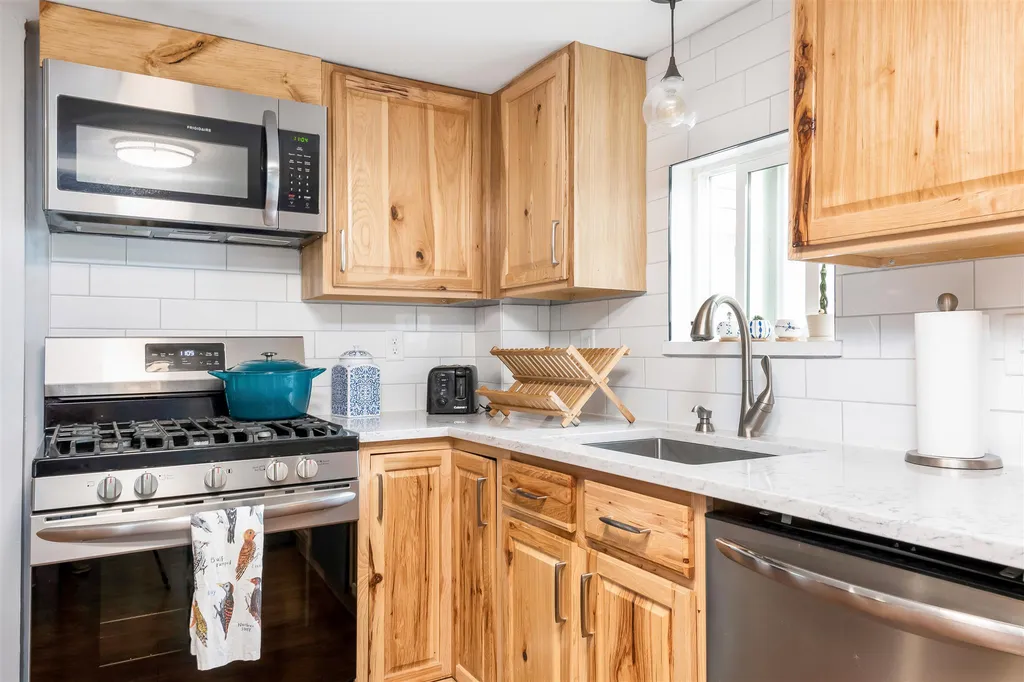 149 West Allen Street Winooski VT 05404