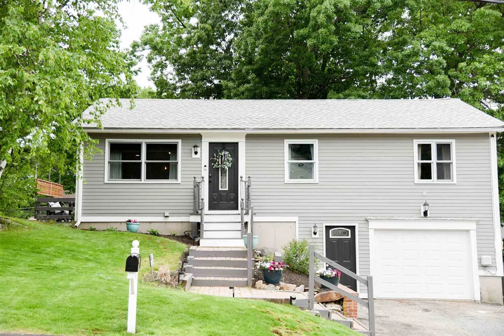 63 Tenby Drive Nashua NH 03062