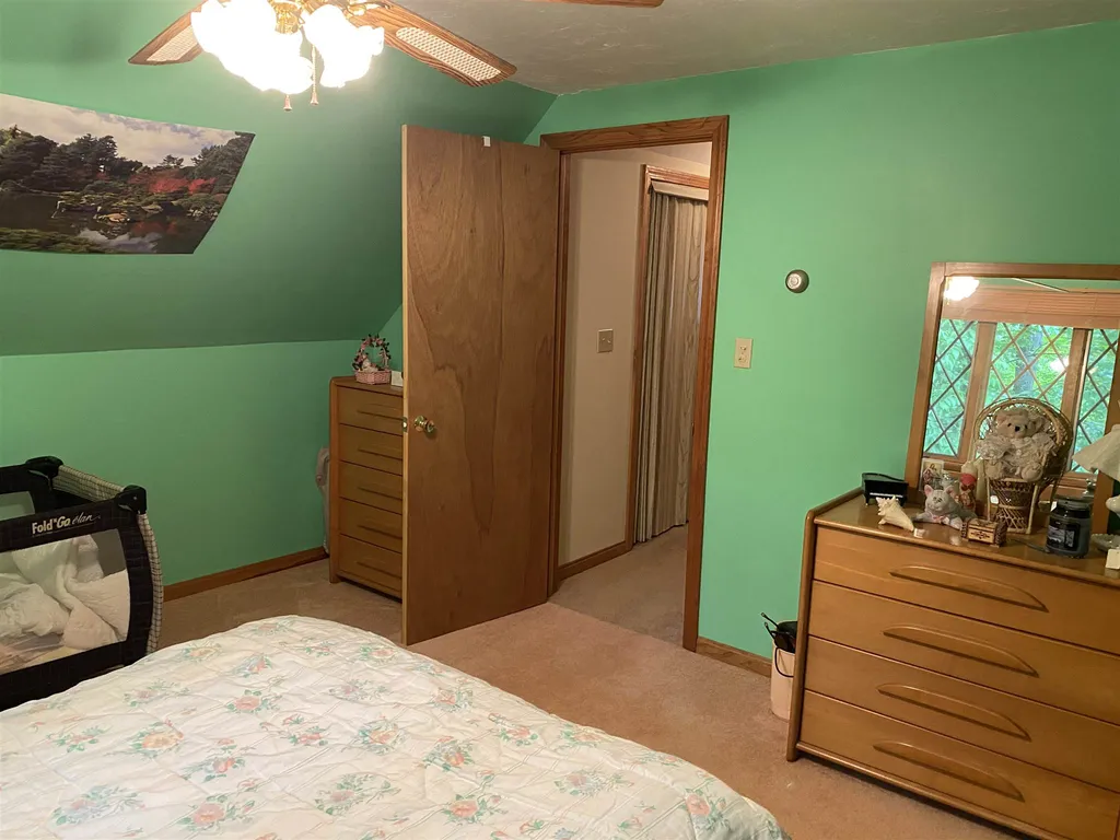10 Elaine Road Middleton NH 03887