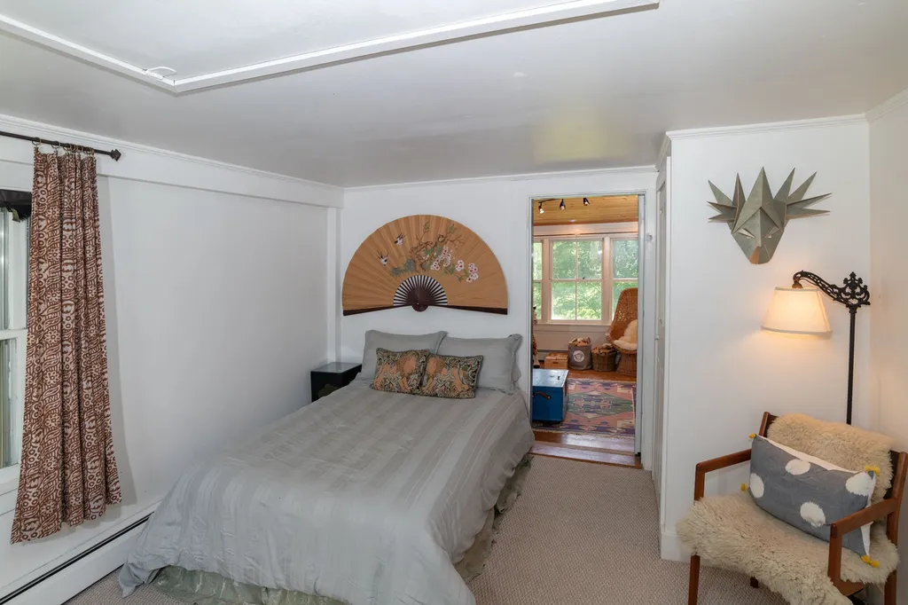18 Church Place Wilmot NH 03287