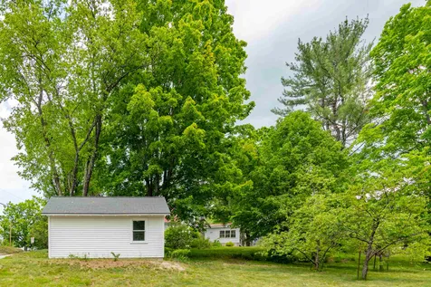 18 Church Place Wilmot NH 03287