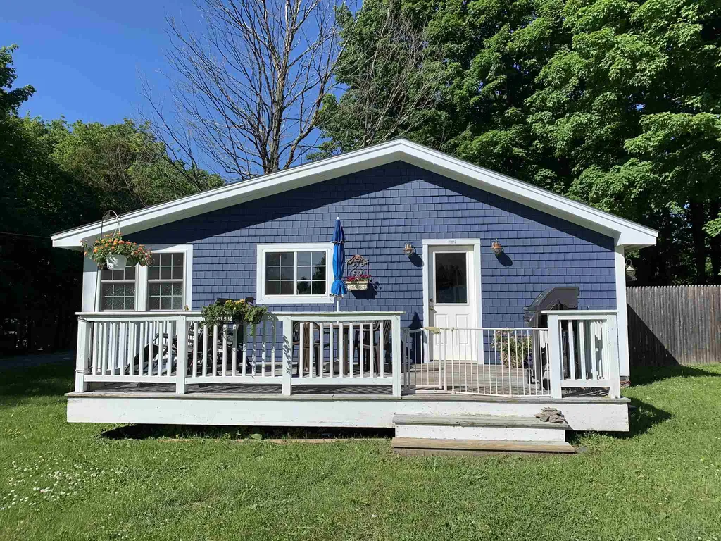 63 Causeway Road Colchester VT 05446