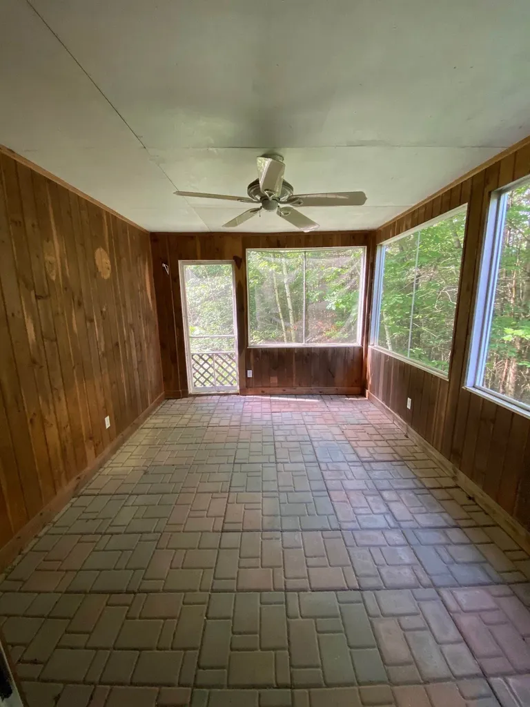 82 Oak Ridge Road Weare NH 03281
