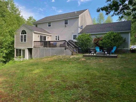 82 Oak Ridge Road Weare NH 03281