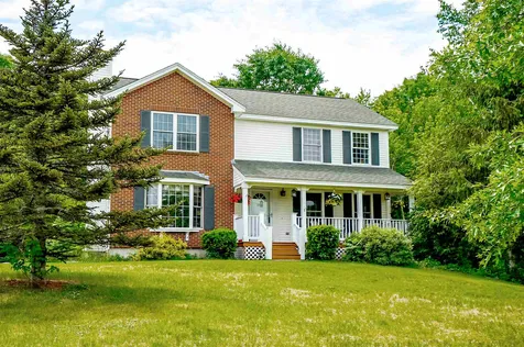 3 Faith Drive Derry NH 03038