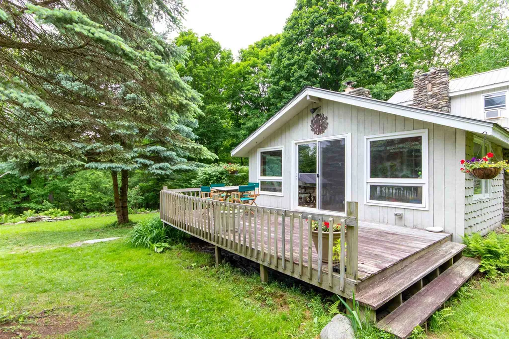 29 Metcalf View Underhill VT 05489