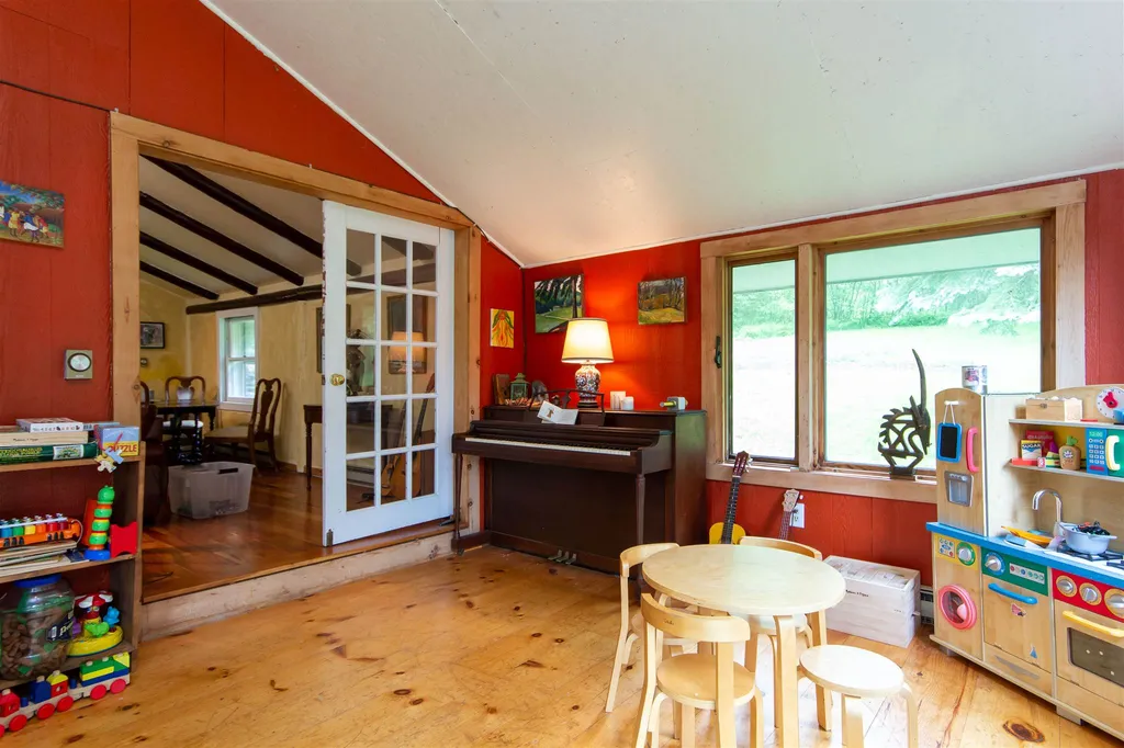 29 Metcalf View Underhill VT 05489