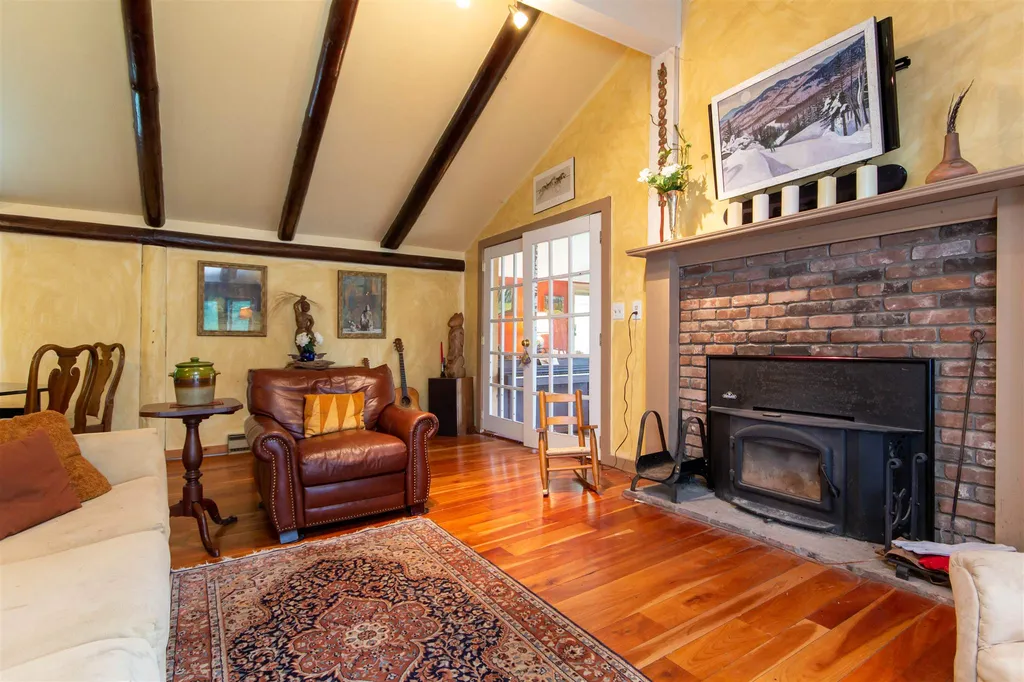 29 Metcalf View Underhill VT 05489