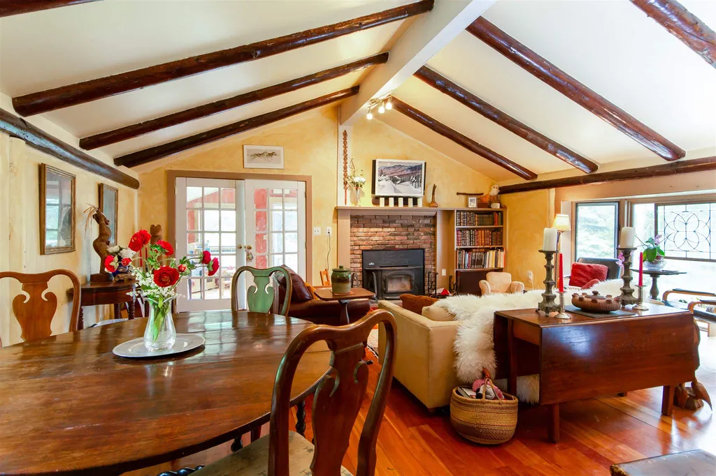 29 Metcalf View Underhill VT 05489