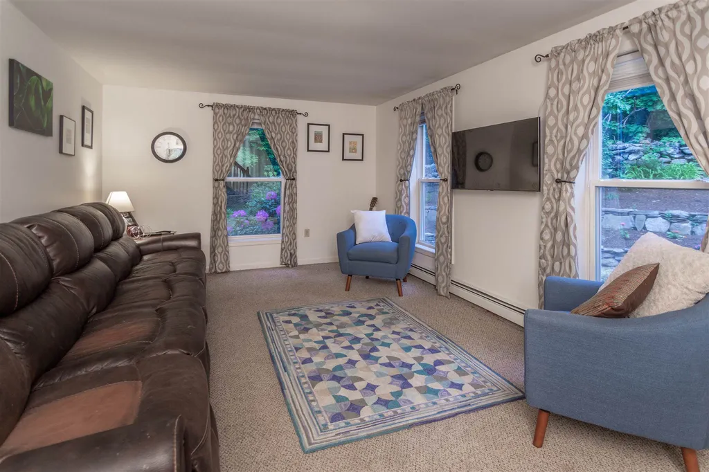 185 Bow Street Northwood NH 03261