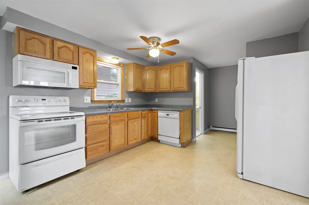 842 Beech Street Manchester NH 03104