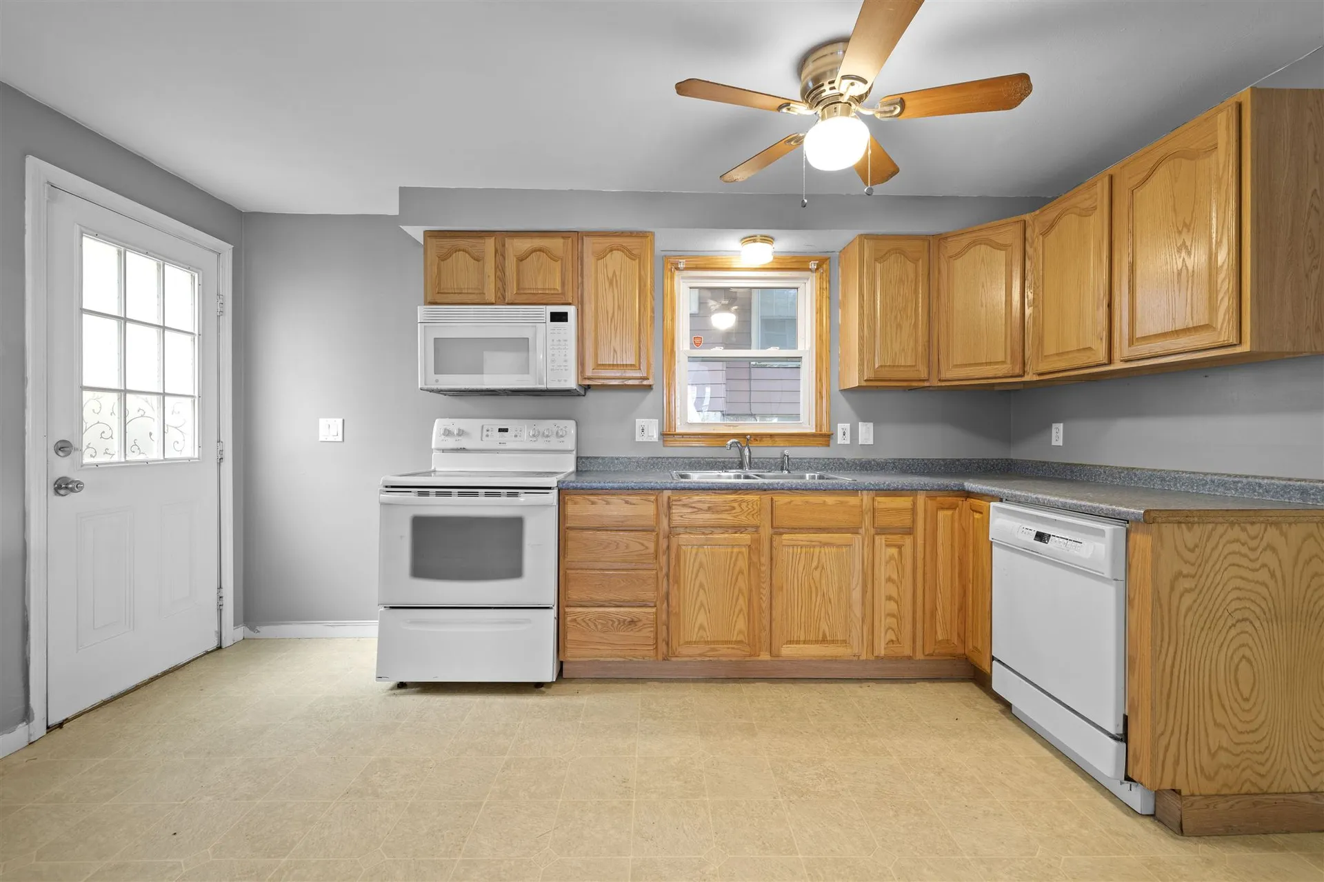842 Beech Street Manchester NH 03104
