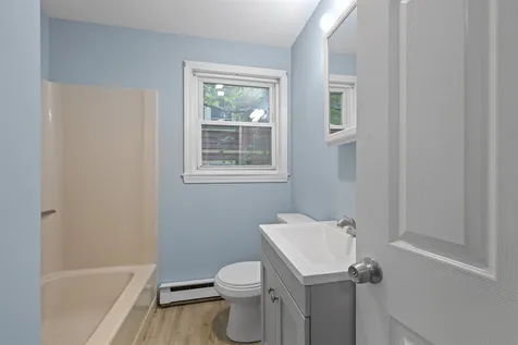 842 Beech Street Manchester NH 03104