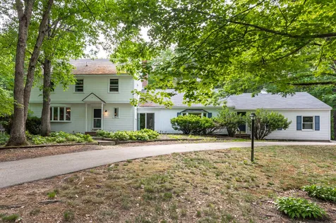 11 Melody Lane Amherst NH 03031