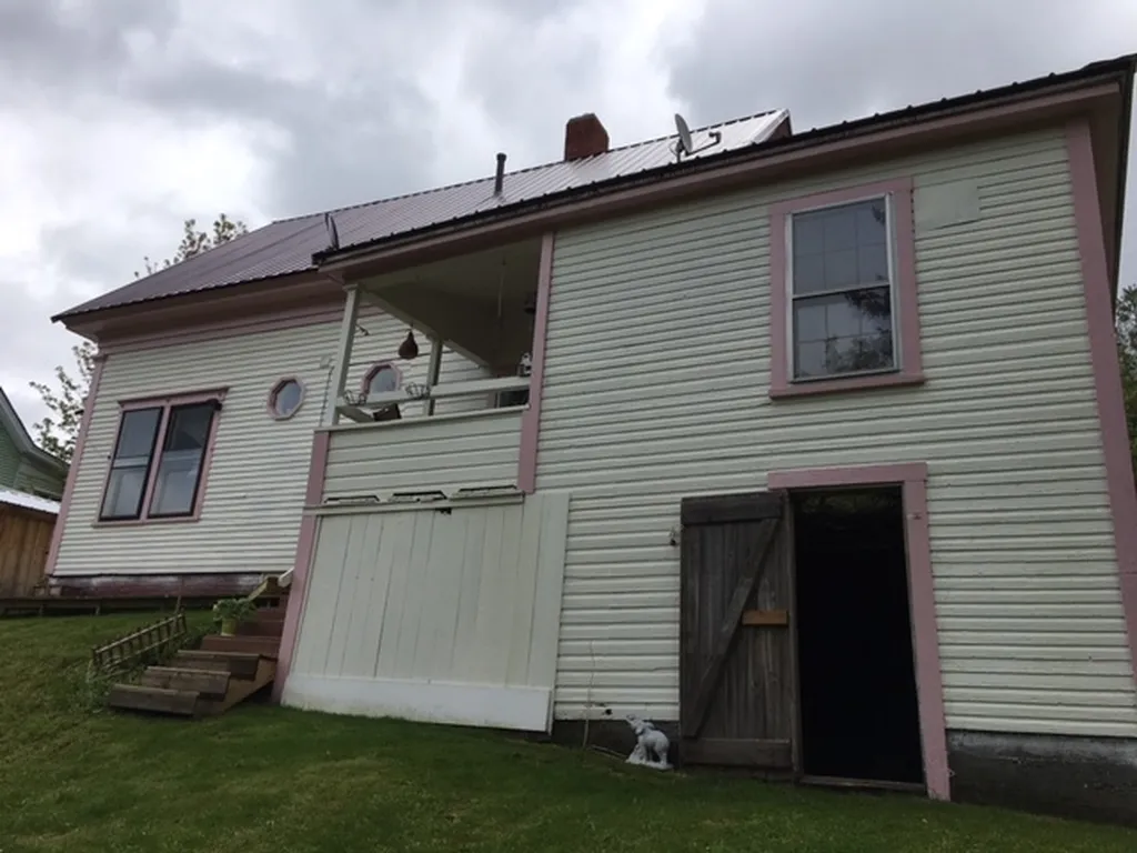 167 South Main Street Colebrook NH 03576