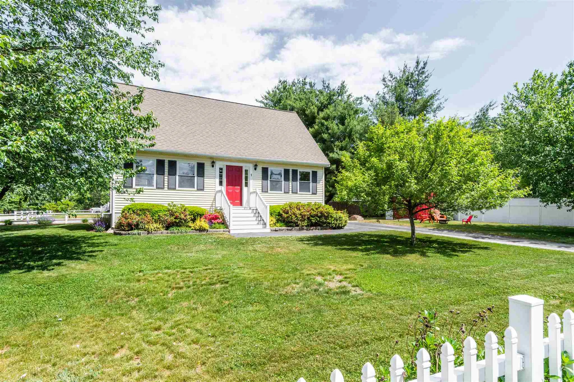 1 Morse Drive Hooksett NH 03106