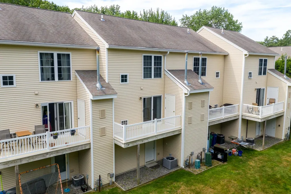 400 High Street Hampton NH 03842
