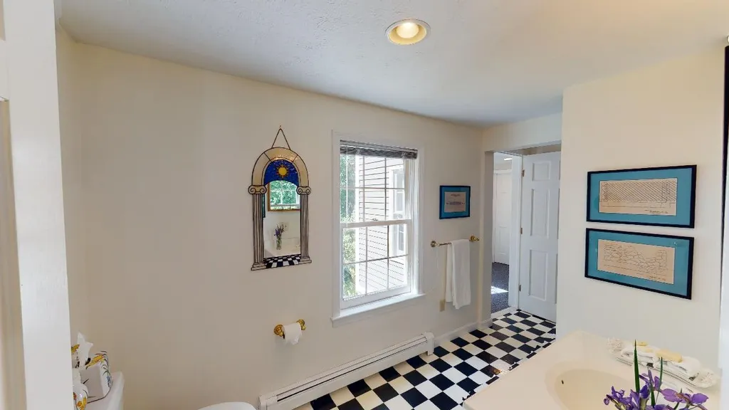 163 Grapevine Road Dunbarton NH 03046