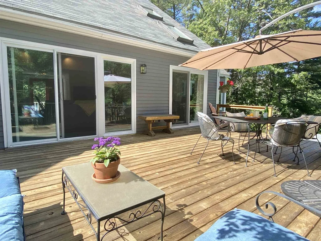 163 Grapevine Road Dunbarton NH 03046