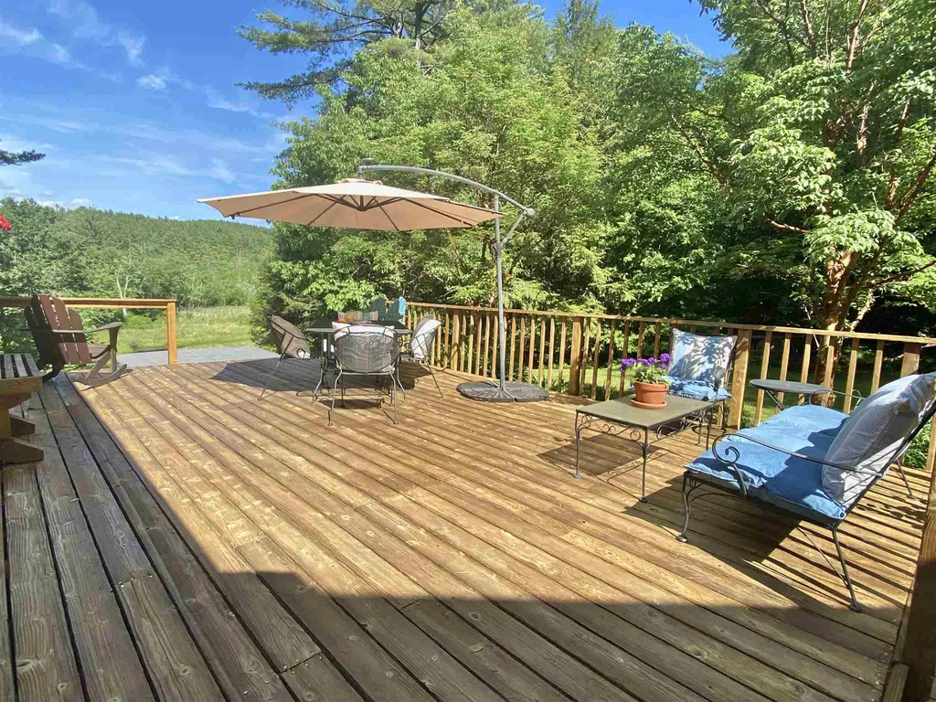 163 Grapevine Road Dunbarton NH 03046