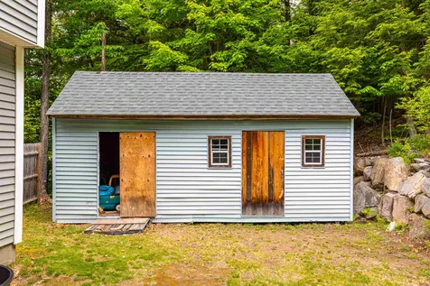 82 New Hampshire Drive Webster NH 03303