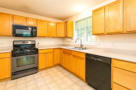 82 New Hampshire Drive Webster NH 03303