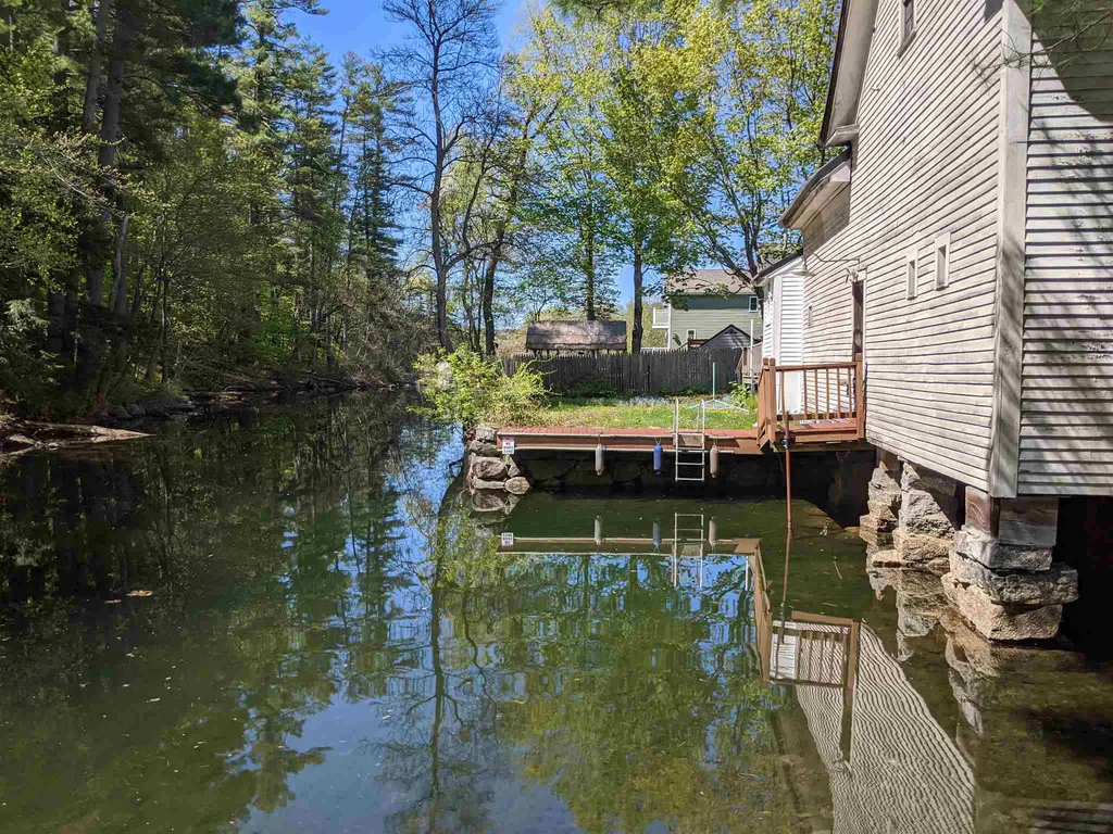 16 Water Street Meredith NH 03253