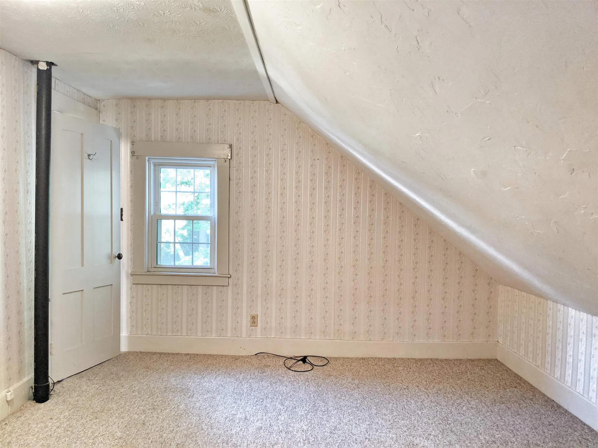 16 Water Street Meredith NH 03253
