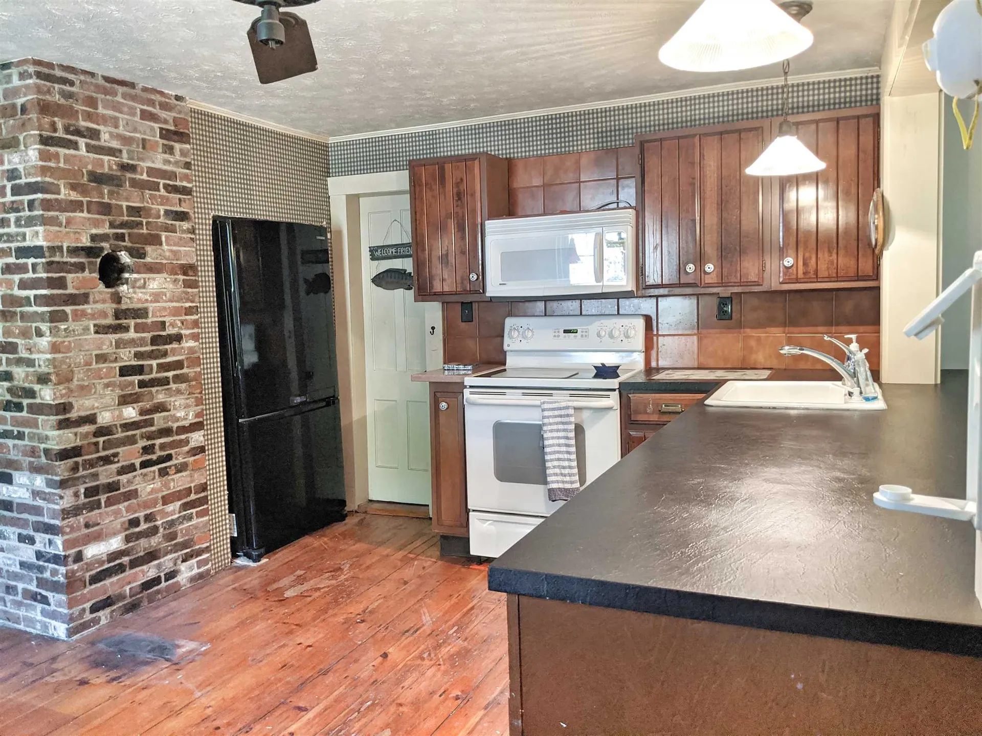 16 Water Street Meredith NH 03253