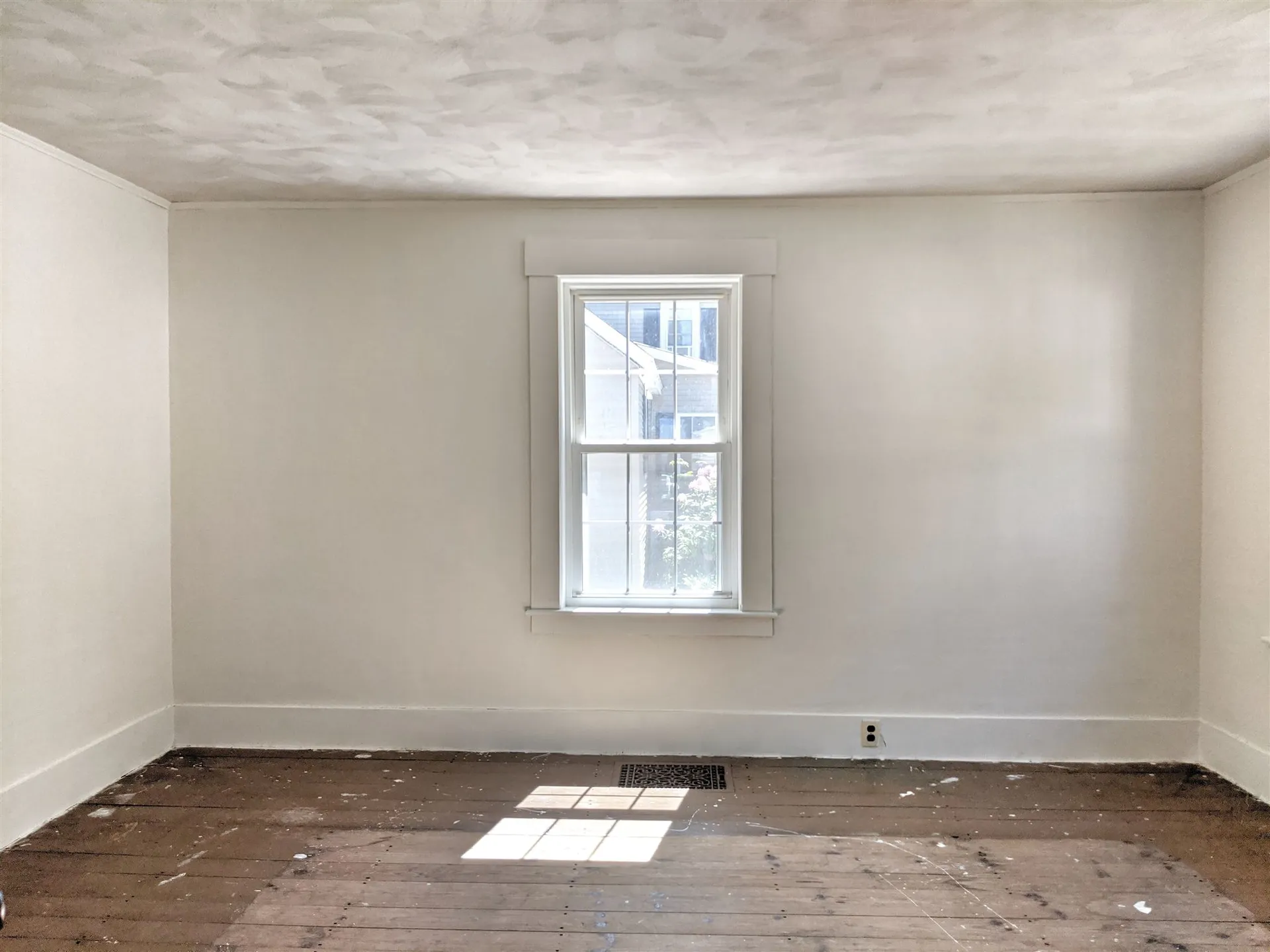 16 Water Street Meredith NH 03253