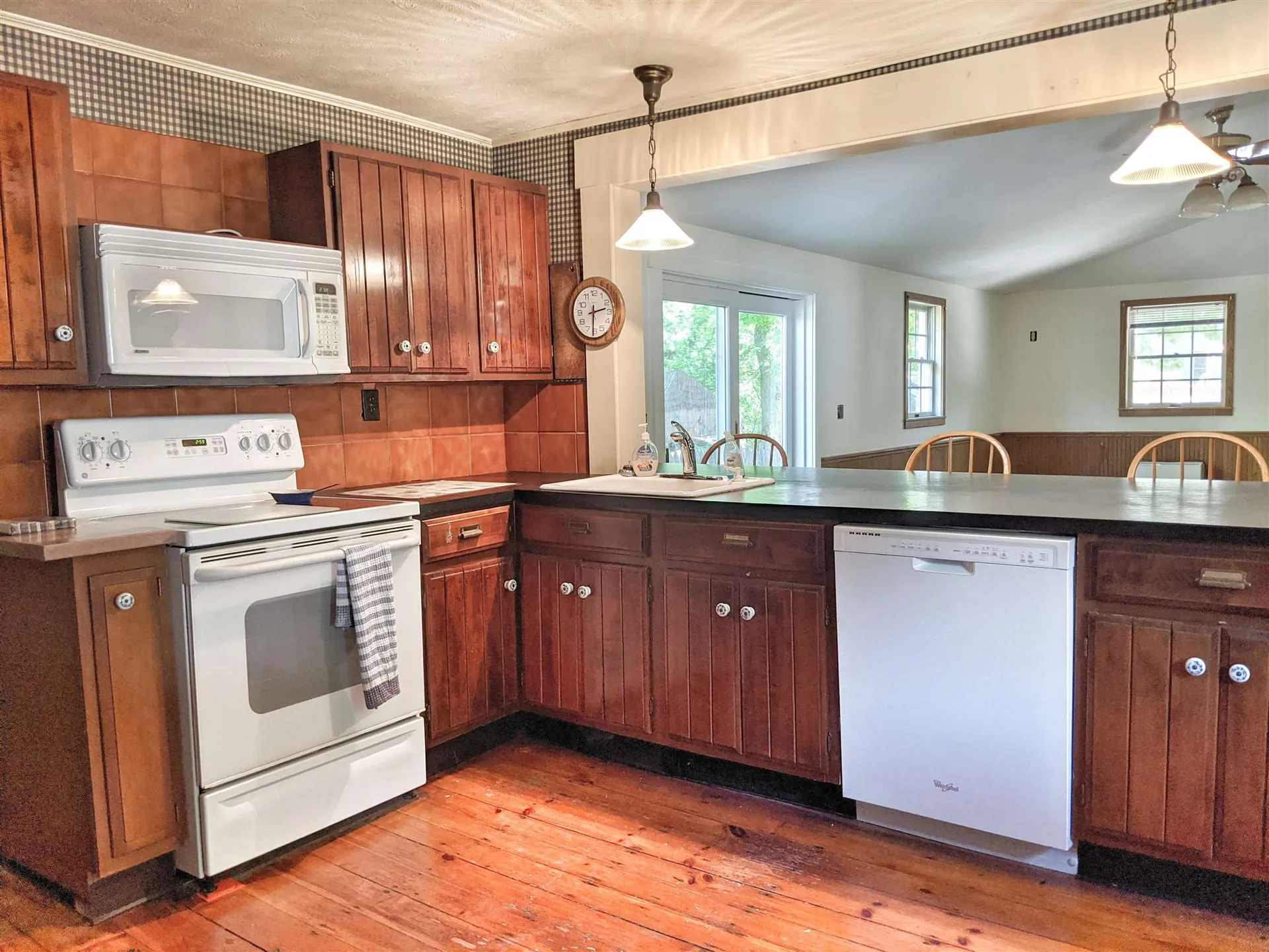 16 Water Street Meredith NH 03253