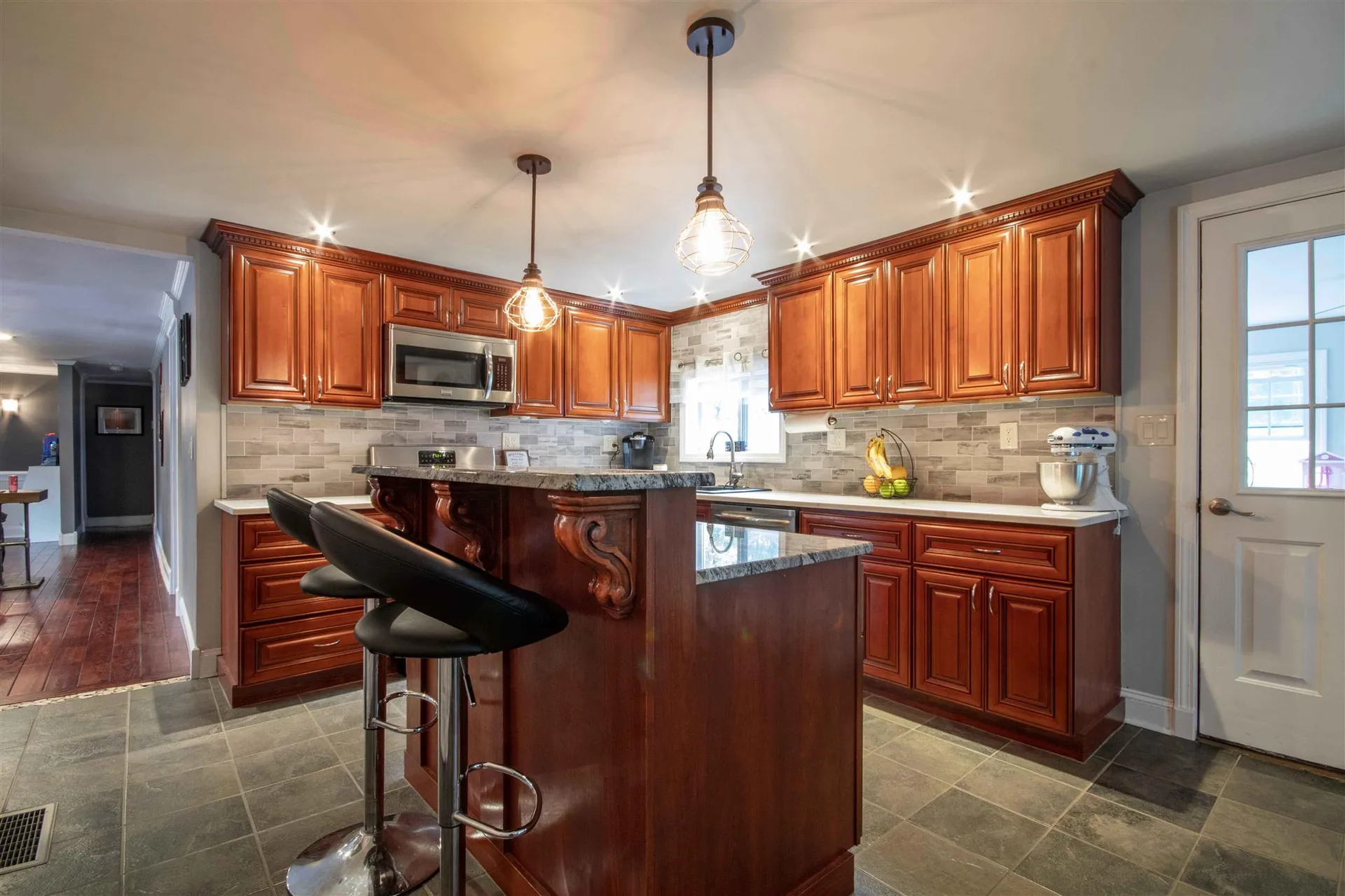 46 Dutton Road Pelham NH 03076